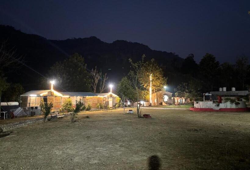 酒店 The Forest Lake View Resort