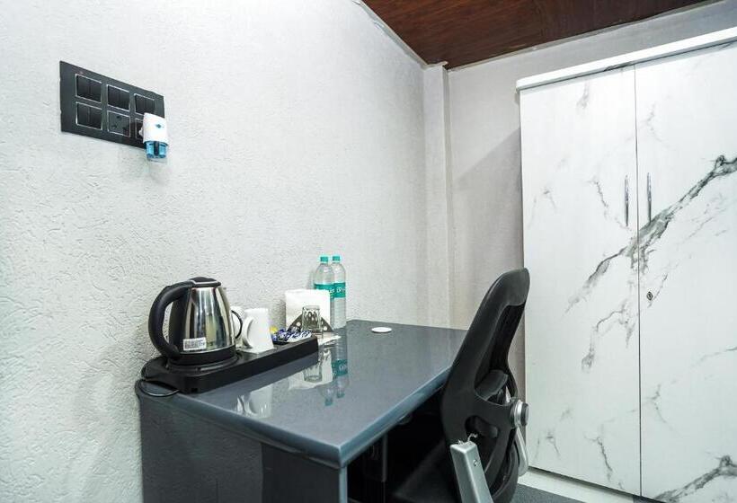 בית מלון כפרי The Forest Lake View Resort