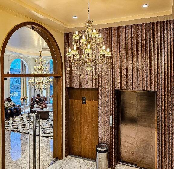 Hotel The S Crown Somnath