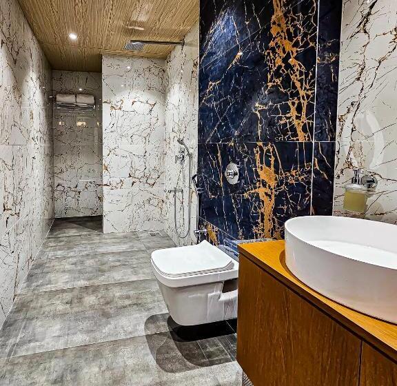 Szálloda The S Crown Somnath