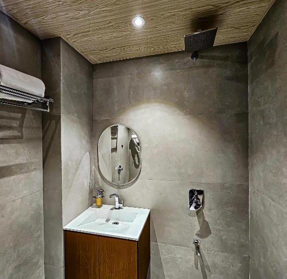 Szálloda The S Crown Somnath