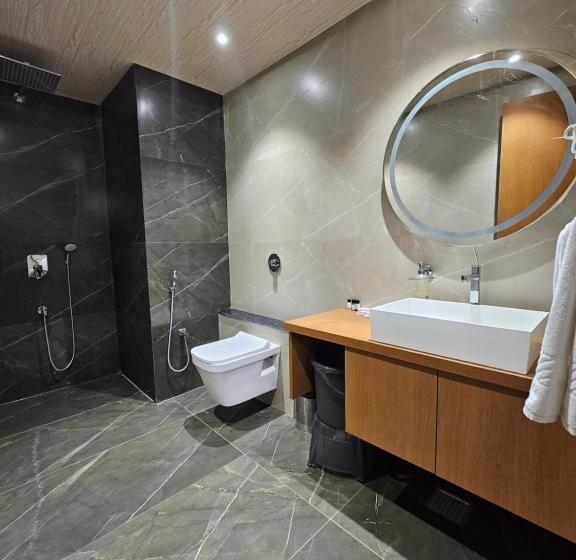 Szálloda The S Crown Somnath