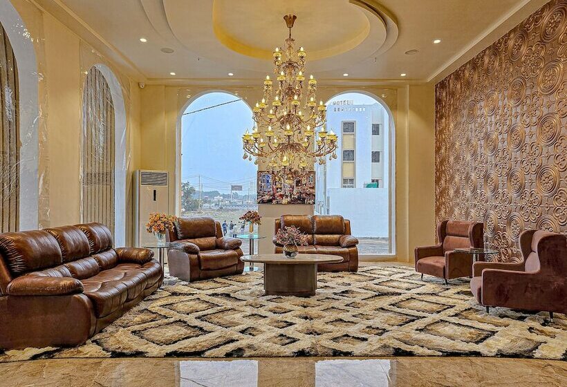 Szálloda The S Crown Somnath