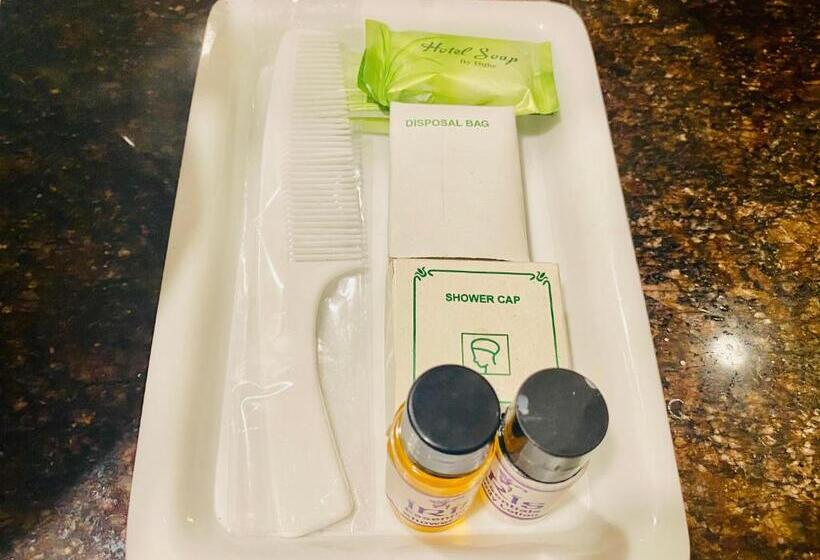 ホテル Grand White 350 Mtr From Golden Temple