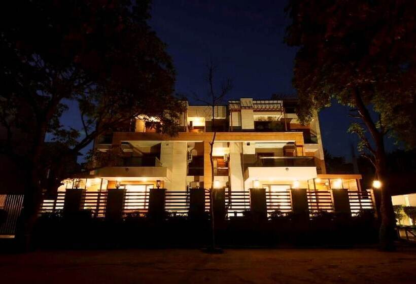 Alpina Hotels & Suites