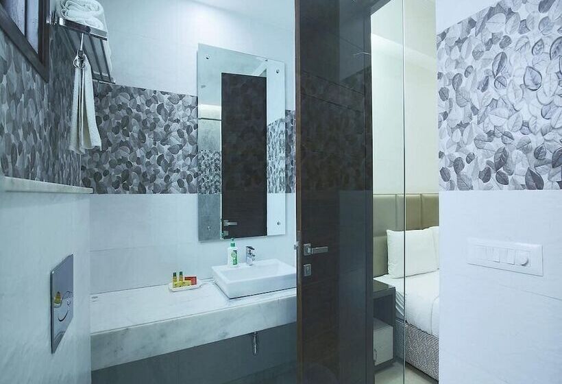 Alpina Hotels & Suites