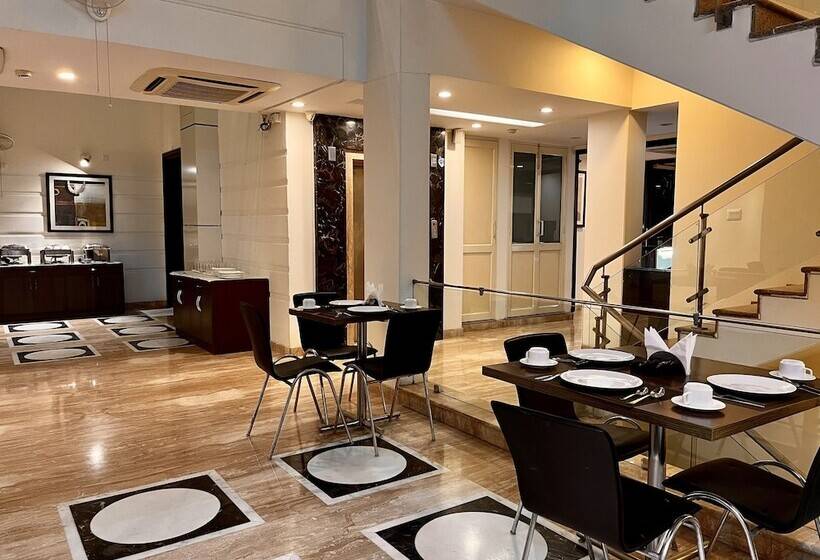 Alpina Hotels & Suites