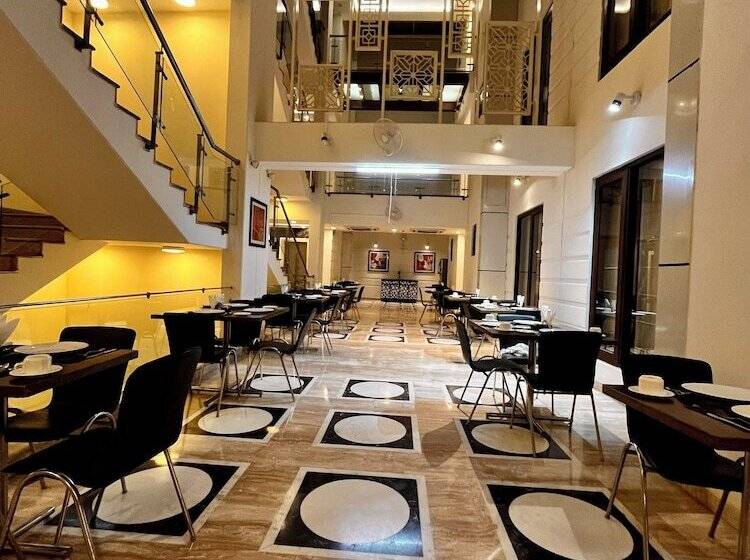 Alpina Hotels & Suites