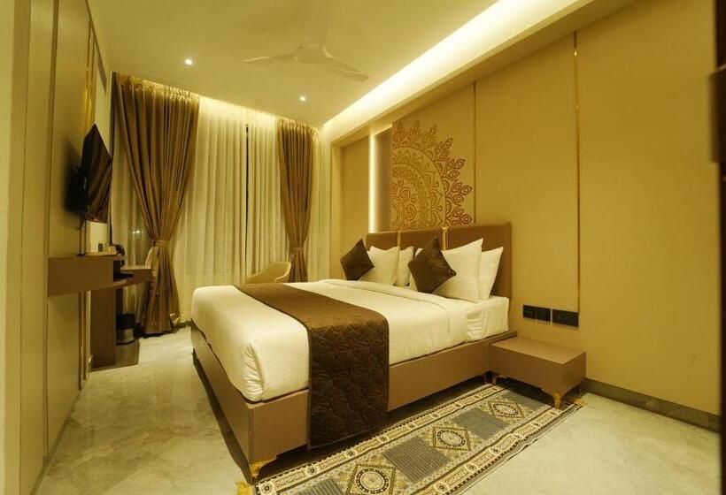 호텔 Yuvraj Le Royale