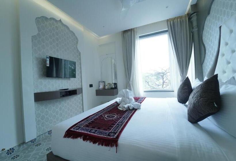 호텔 Yuvraj Le Royale