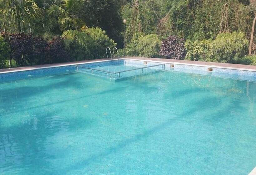 Lazo Areca Resort