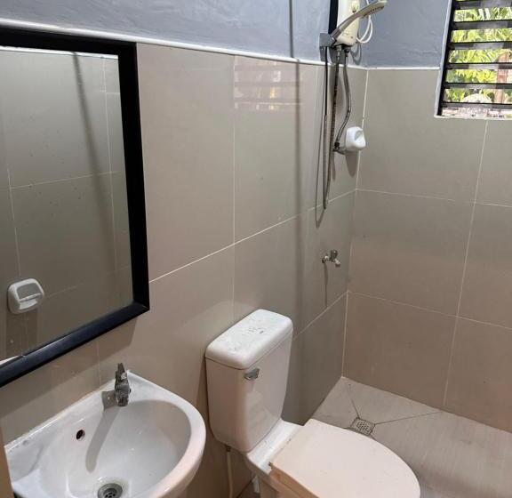 Lionfish Backpackers Hostel Malapascua