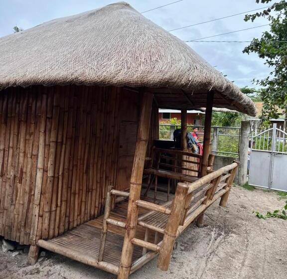 Lionfish Backpackers Hostel Malapascua