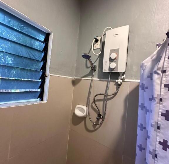 Lionfish Backpackers Hostel Malapascua