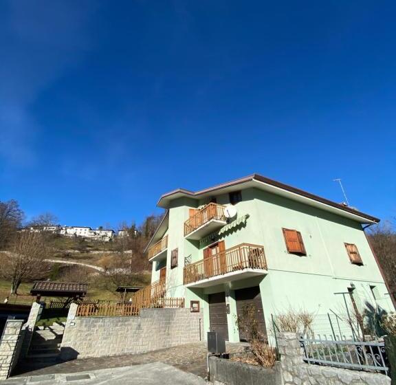 ペンション Affittacamere Il Pettirosso