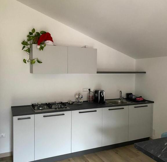 ペンション Affittacamere Il Pettirosso