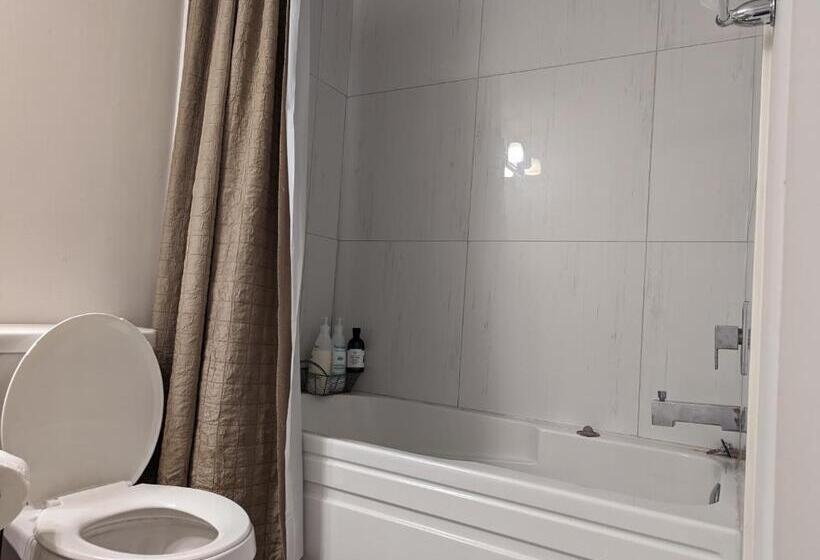 بنسيون Bright Room Full Of Love And Warmth