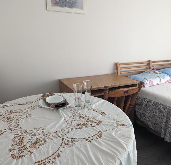 بنسيون Bright Room Full Of Love And Warmth