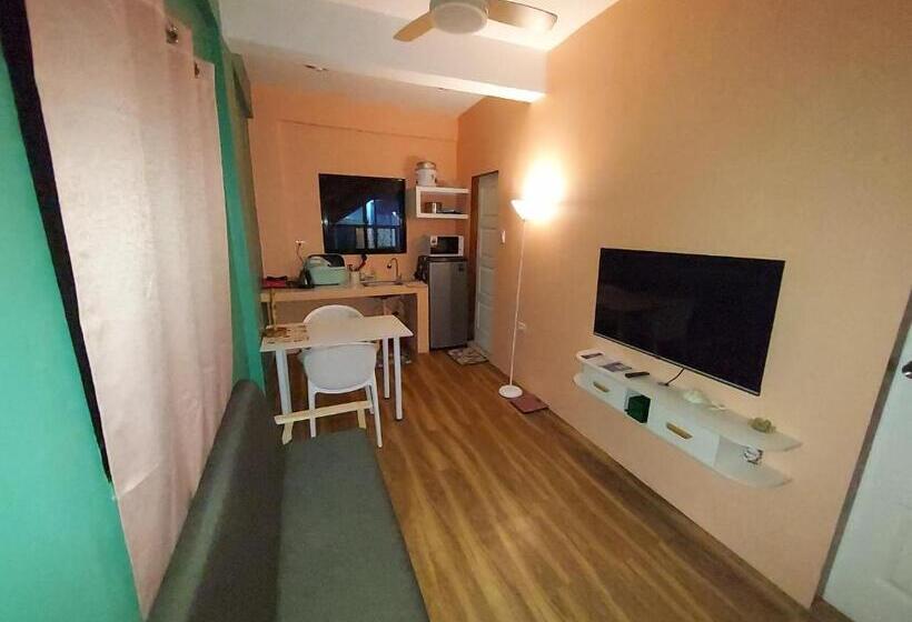 پانسیون Danny S Den Boracay