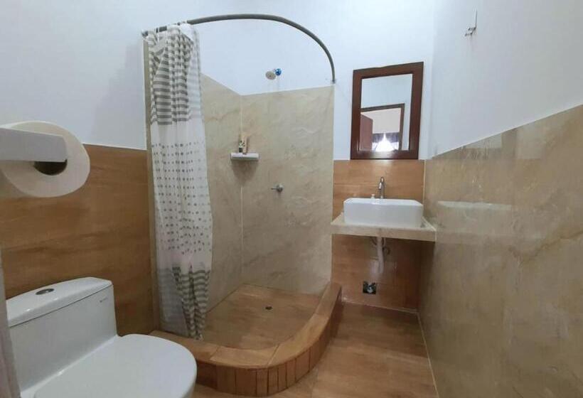 پانسیون Hospedaje La Esmeralda De San Borja