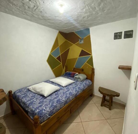 펜션 Hostal Cabecirrufa