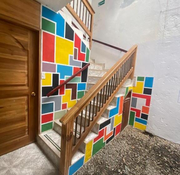 펜션 Hostal Cabecirrufa