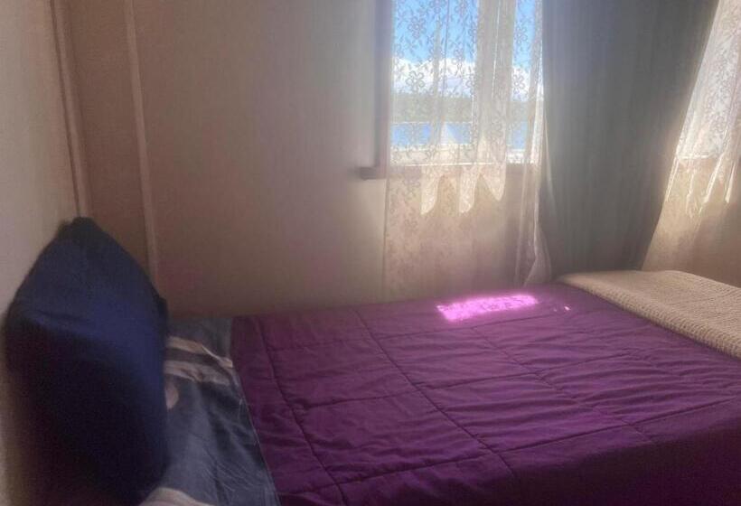 פנסיון Hostal Sandrita