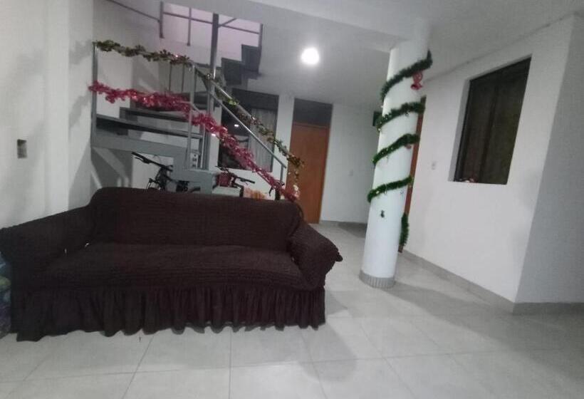 بنسيون Macarena Houses