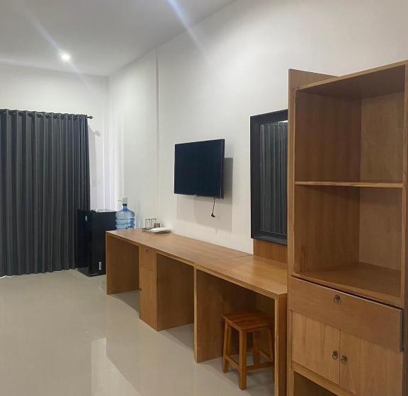 פנסיון Miyo S House