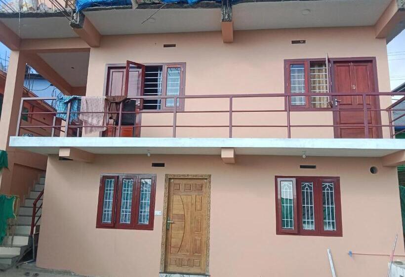 بنسيون Sri Lakshmi Homestay