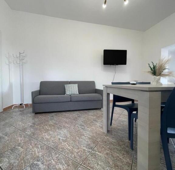 פנסיון Strenia Rooms