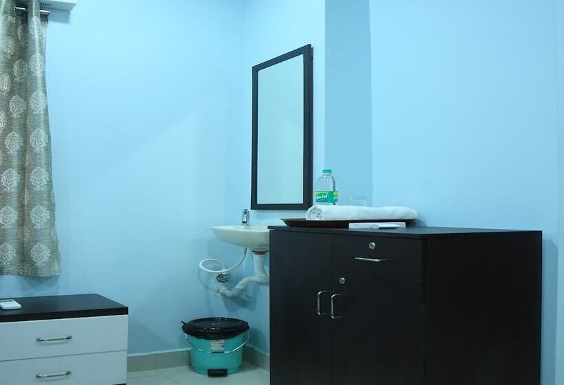 Пансион Thendral Park Inn