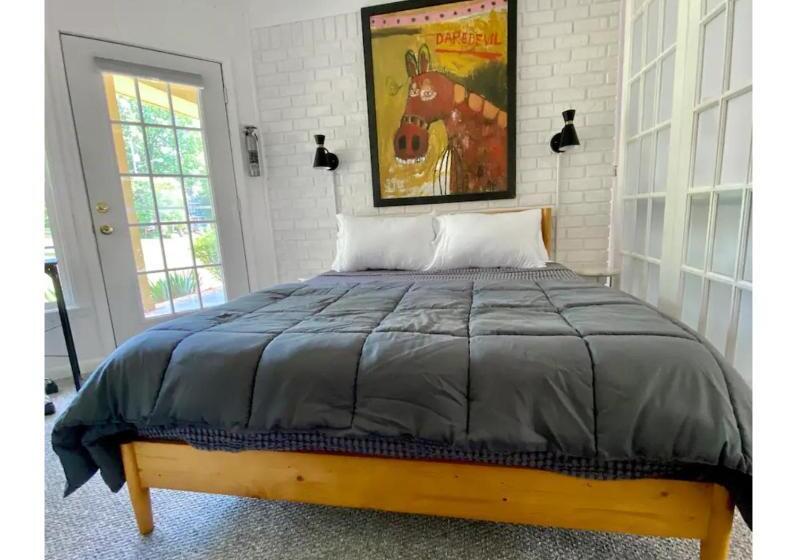 بنسيون Toadhaus Studio In Quiet Residential Neighborhood Athens