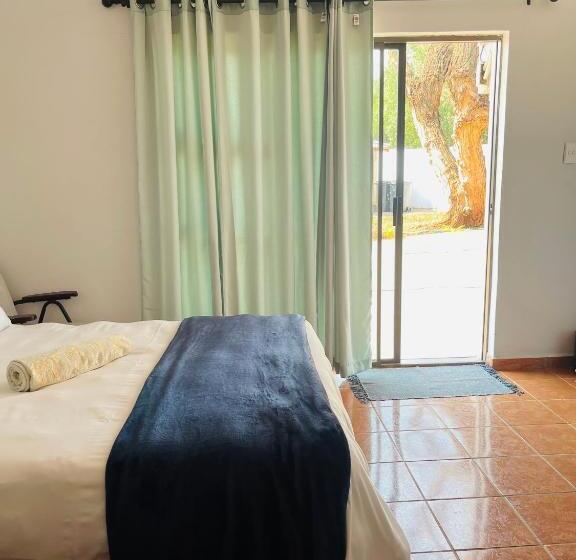 ペンション Trendybliss Guest House