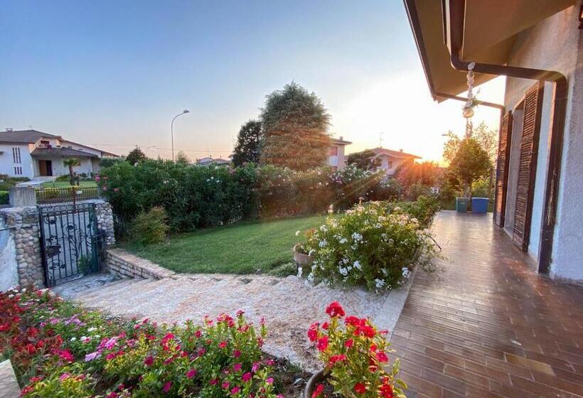 פנסיון Villa Magellano