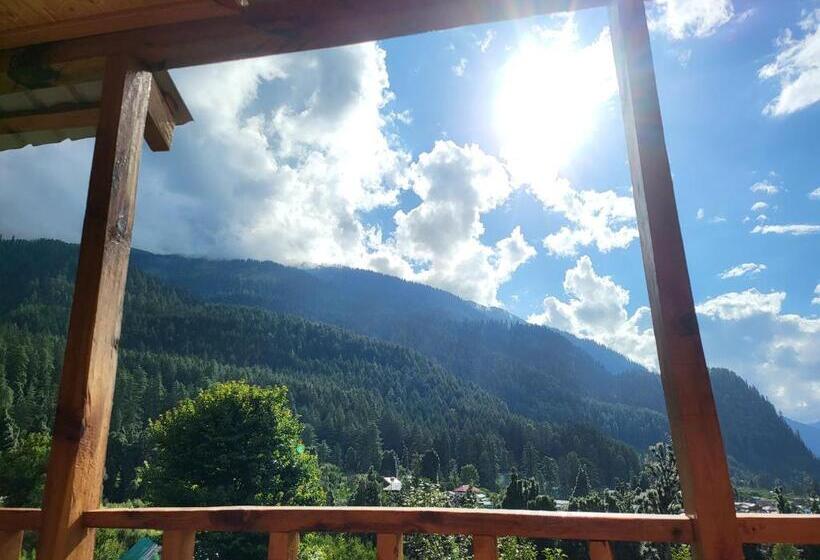 بنسيون Woodstock Villa Rooms&entirevilla Tulga