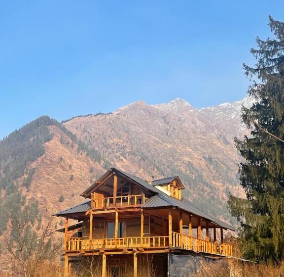 펜션 Woodstock Villa Rooms&entirevilla Tulga