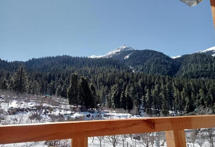 펜션 Woodstock Villa Rooms&entirevilla Tulga