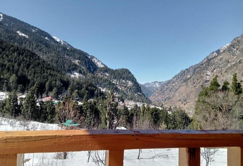 펜션 Woodstock Villa Rooms&entirevilla Tulga