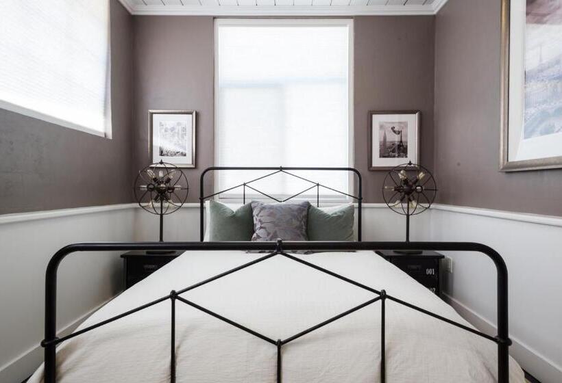 Petaluma Warehouse Lofts Unit D