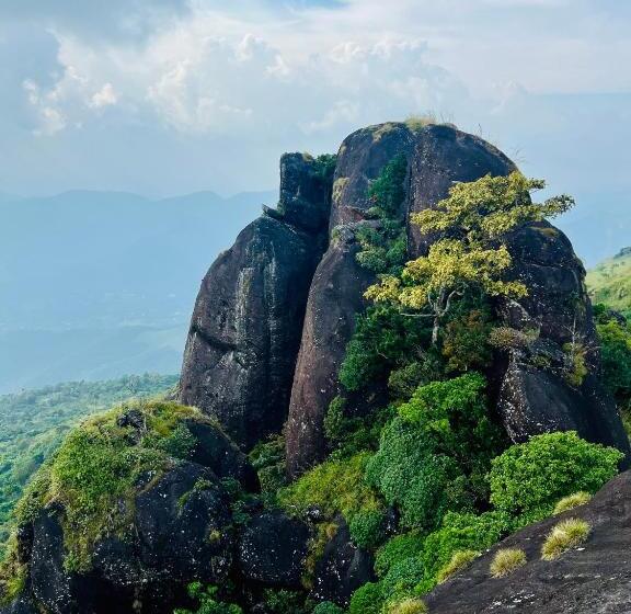리조트 Nature Sanctuary Urumbi Hills