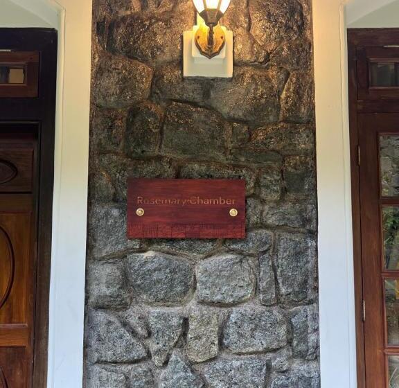 리조트 Nature Sanctuary Urumbi Hills