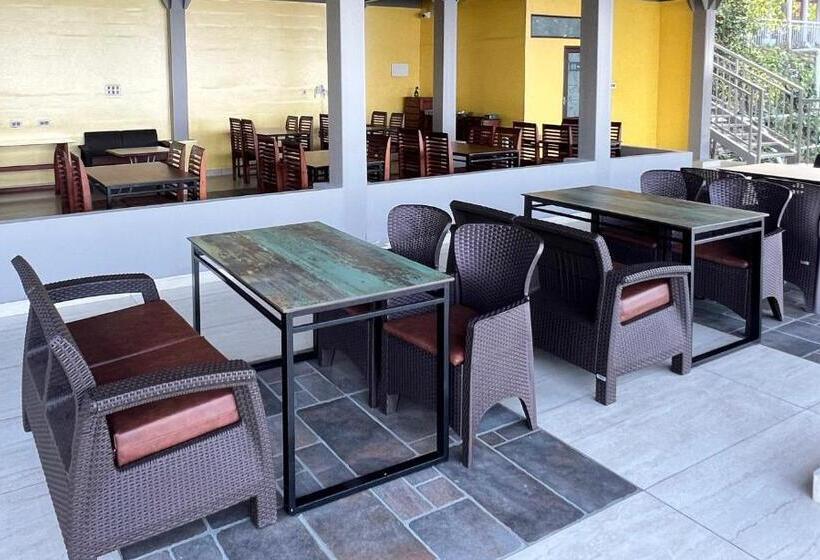 리조트 Nature Sanctuary Urumbi Hills