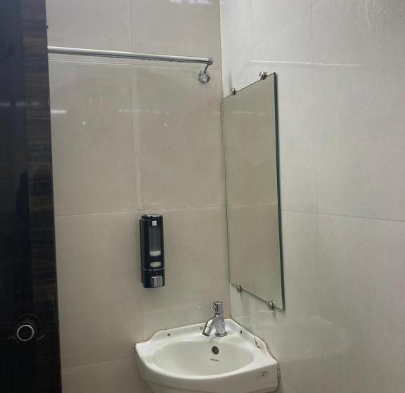 渡假胜地  Oceanic Stay And Restaurant Gokarna