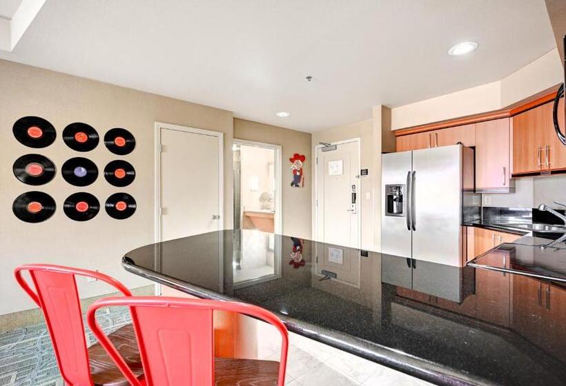 Sphere In Hd!   1br Private Retro Condo With Premium Views
