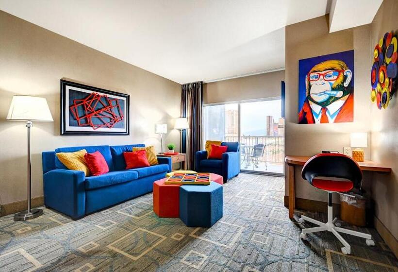 Sphere In Hd!   1br Private Retro Condo With Premium Views