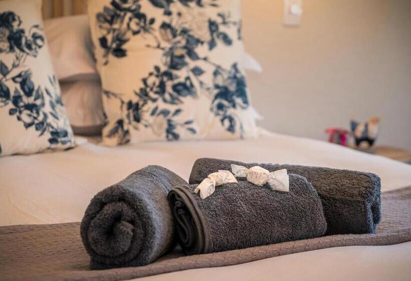 The Lofts @ Maple Square