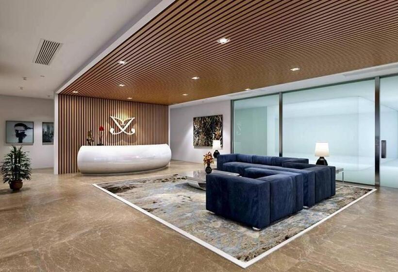 Tinch@inspiria Cozy Centrally Located Studio Unit With Balcony In The Heart Of Davao City. Beside Ab