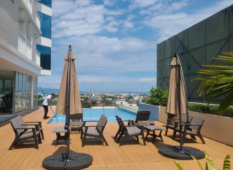 Tinch@inspiria Cozy Centrally Located Studio Unit With Balcony In The Heart Of Davao City. Beside Ab