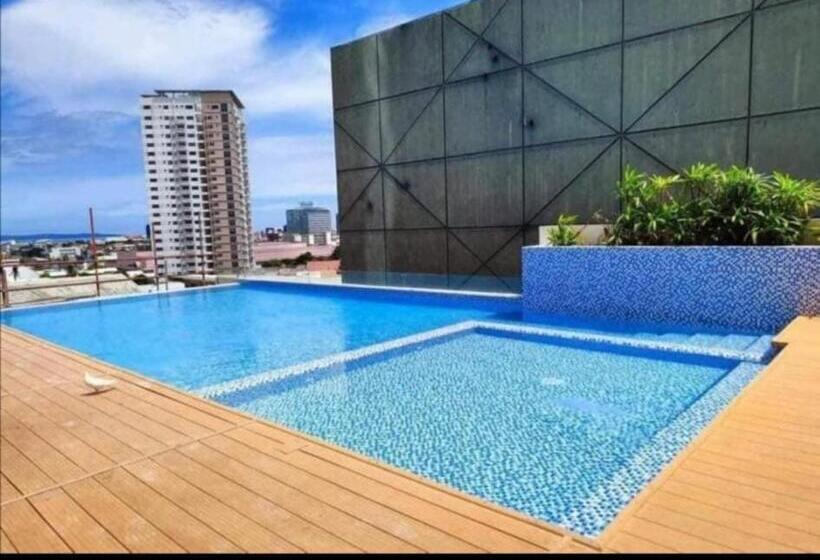 Tinch@inspiria Cozy Centrally Located Studio Unit With Balcony In The Heart Of Davao City. Beside Ab